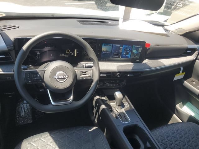 New 2026 Nissan Kicks SV w/ SV Premium Package FWD image 8
