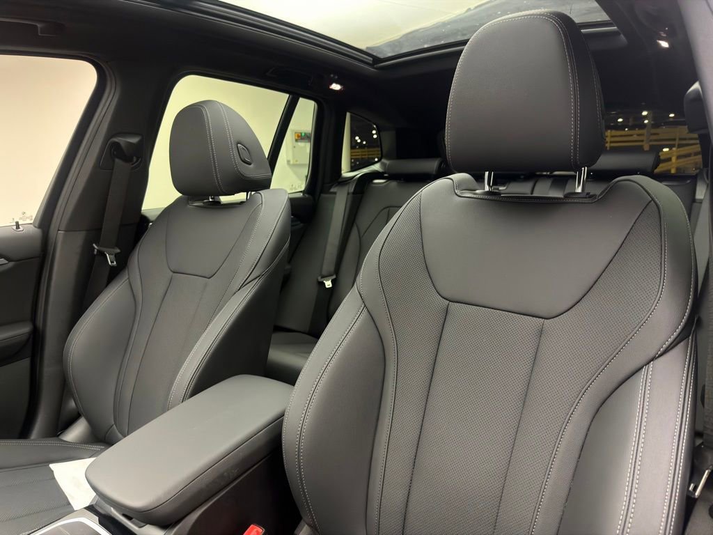 Used 2024 BMW X3 xDrive30i w/ M Sport Package image 9