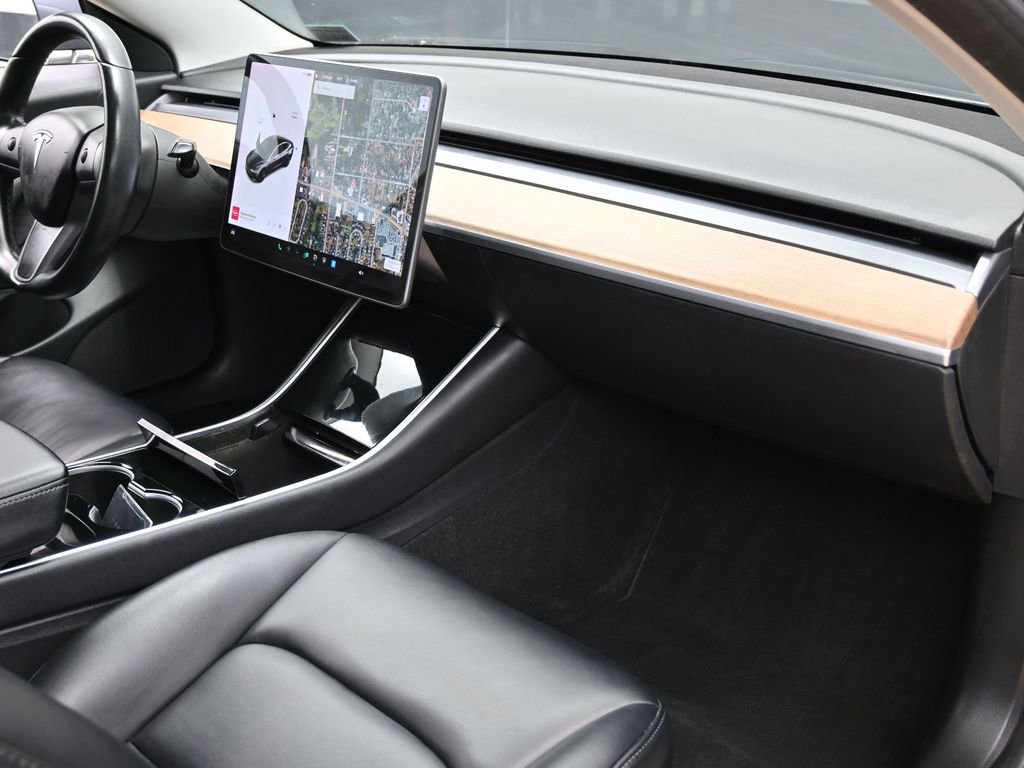 Used 2018 Tesla Model 3 Long Range image 43