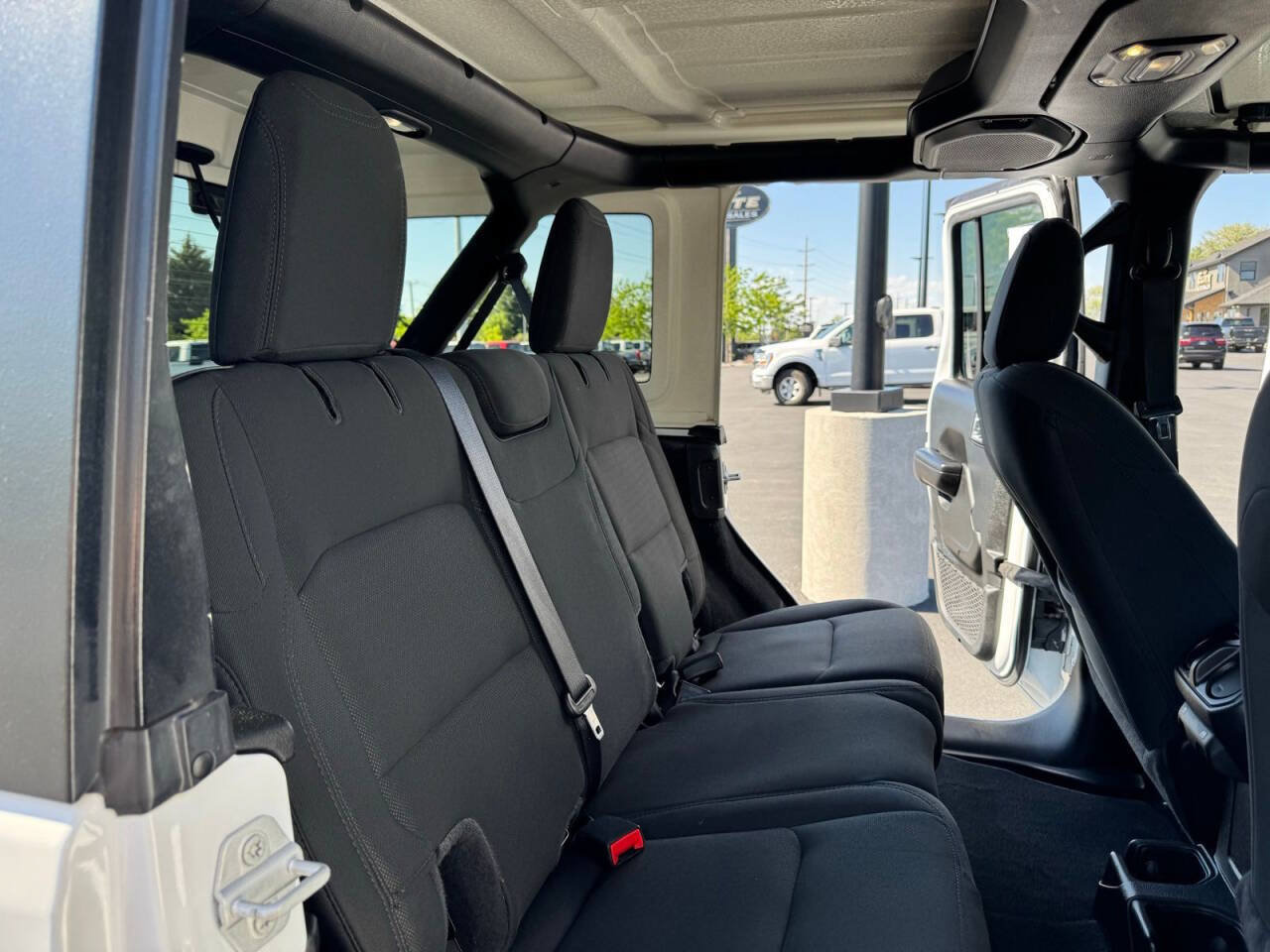 Used 2021 Jeep Wrangler Unlimited Sport w/ Uconnect 4C Nav & Sound Group AWD/4WD image 32