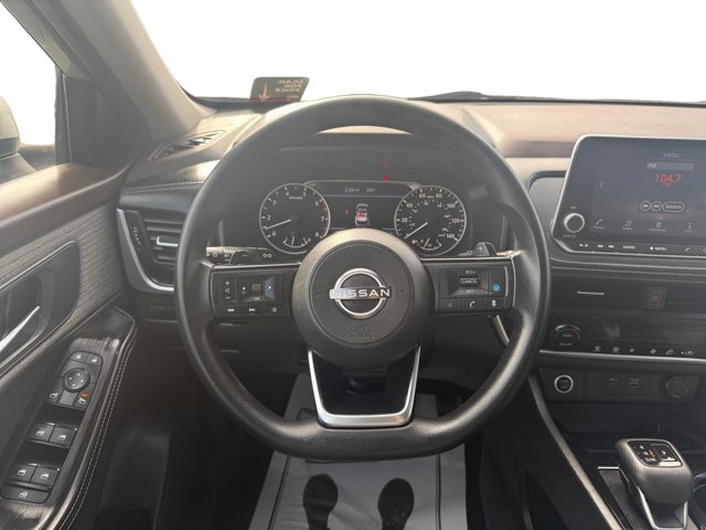 Used 2023 Nissan Rogue SV AWD/4WD image 14