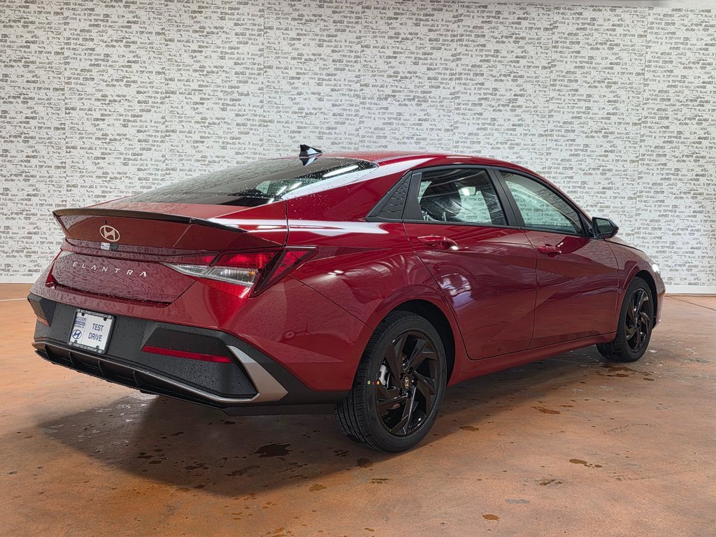 New 2026 Hyundai Elantra Sport image 7