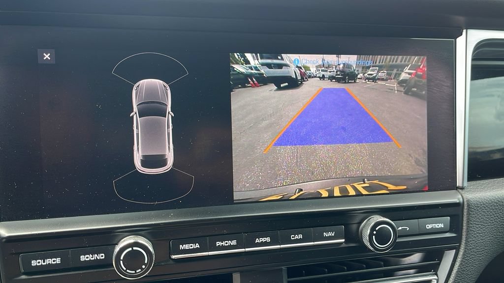 Used 2019 Porsche Macan AWD/4WD image 17