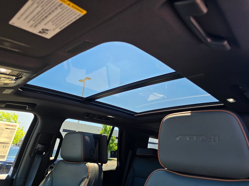 New 2026 GMC Yukon AT4 w/ AT4 Premium Plus Package AWD/4WD image 20