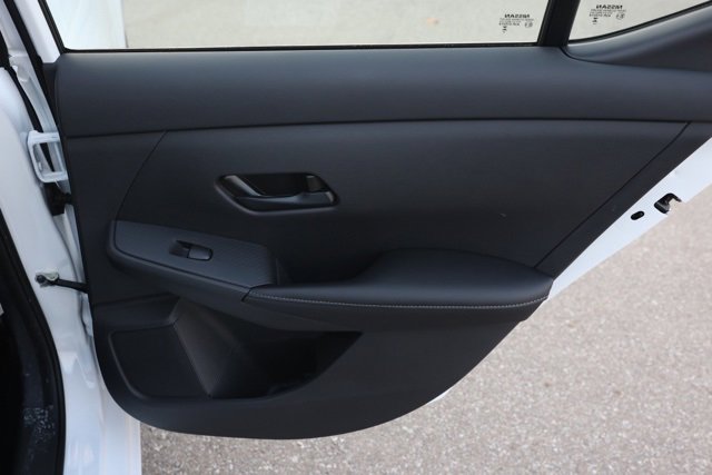 New 2025 Nissan Sentra SV w/ Lighting Package image 18