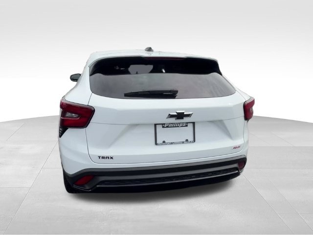 Certified 2024 Chevrolet Trax RS w/ Driver Confidence Package FWD image 5
