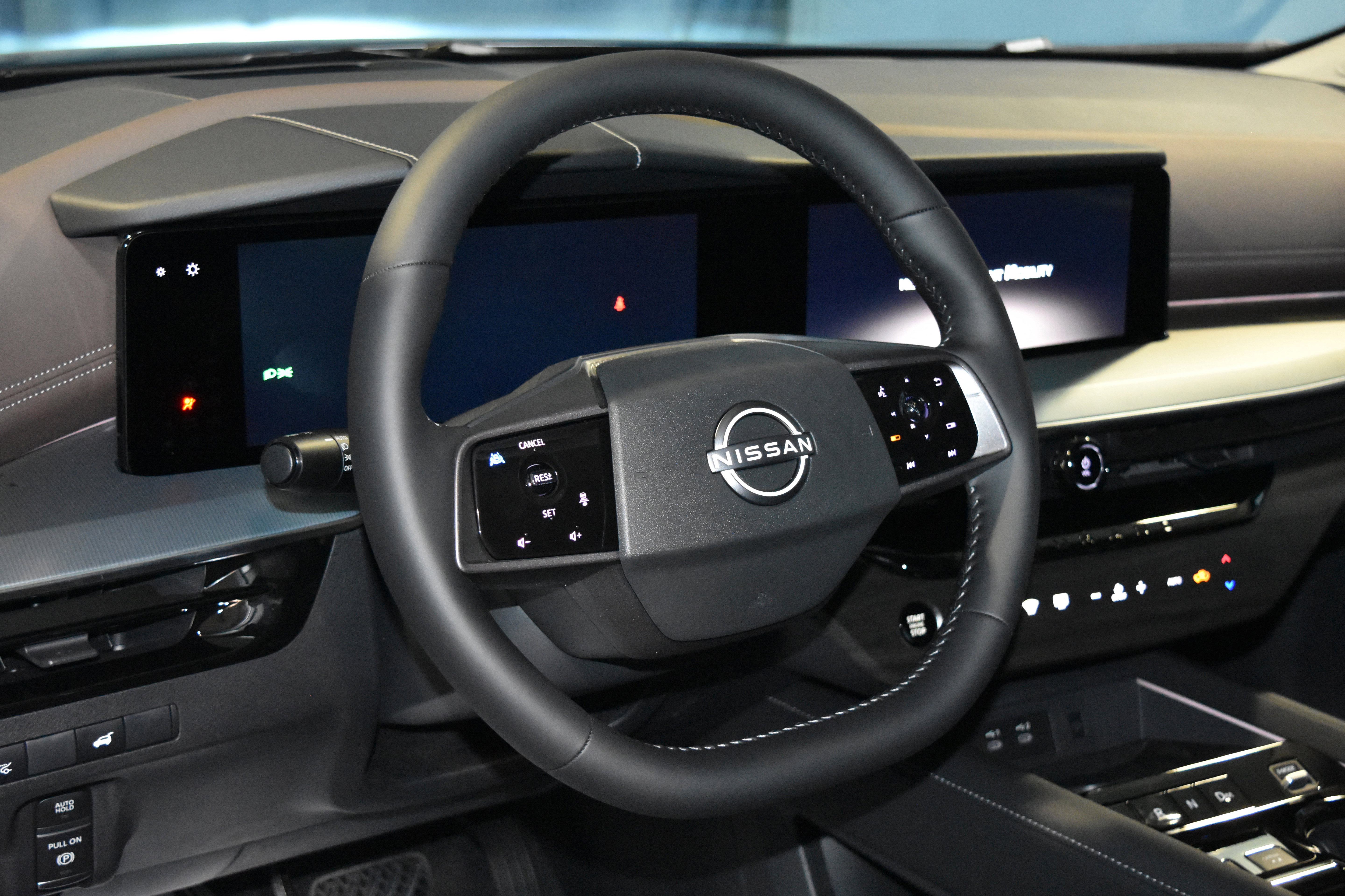 New 2026 Nissan Murano Platinum w/ Cargo Package image 2