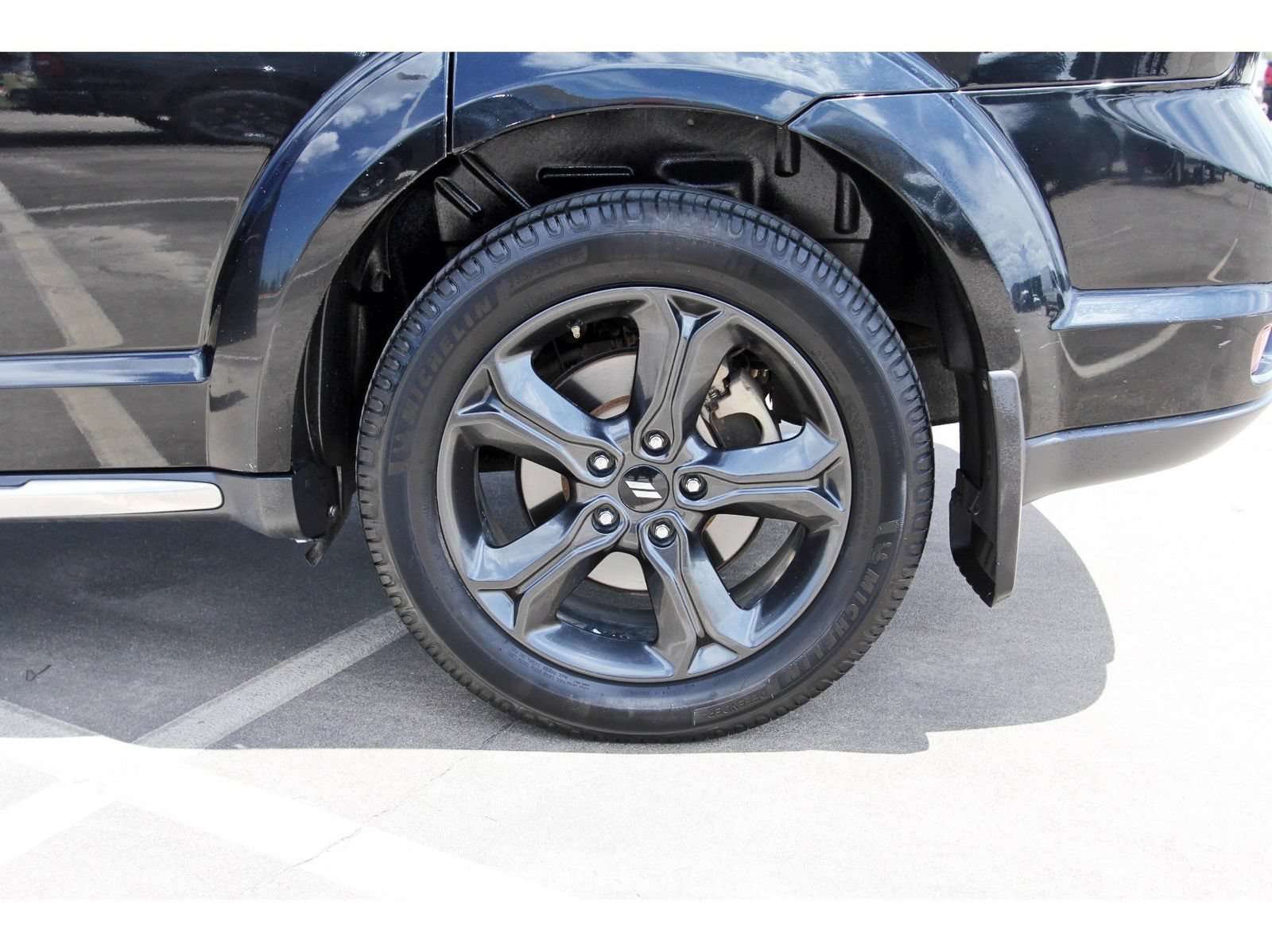 Used 2019 Dodge Journey Crossroad w/ Nav & Sun Group FWD image 30