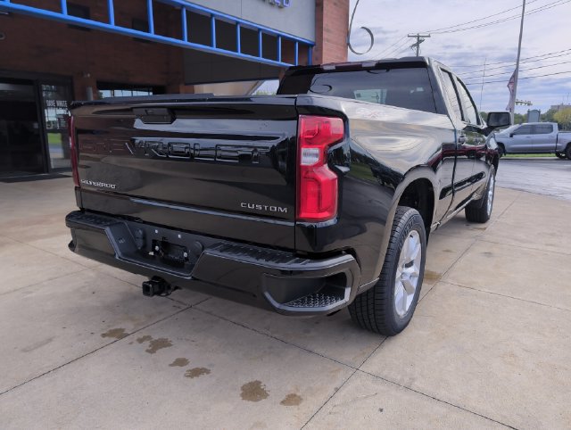 Used 2021 Chevrolet Silverado 1500 Custom AWD/4WD image 8
