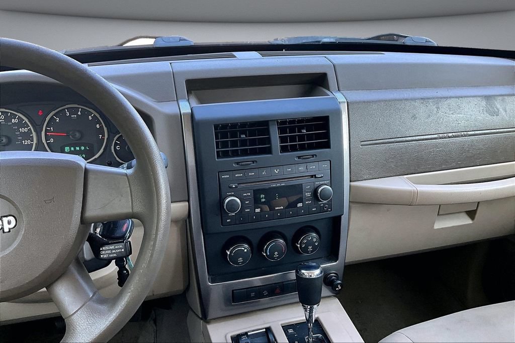 Used 2008 Jeep Liberty Sport w/ Trailer Tow Class III Group AWD/4WD image 9