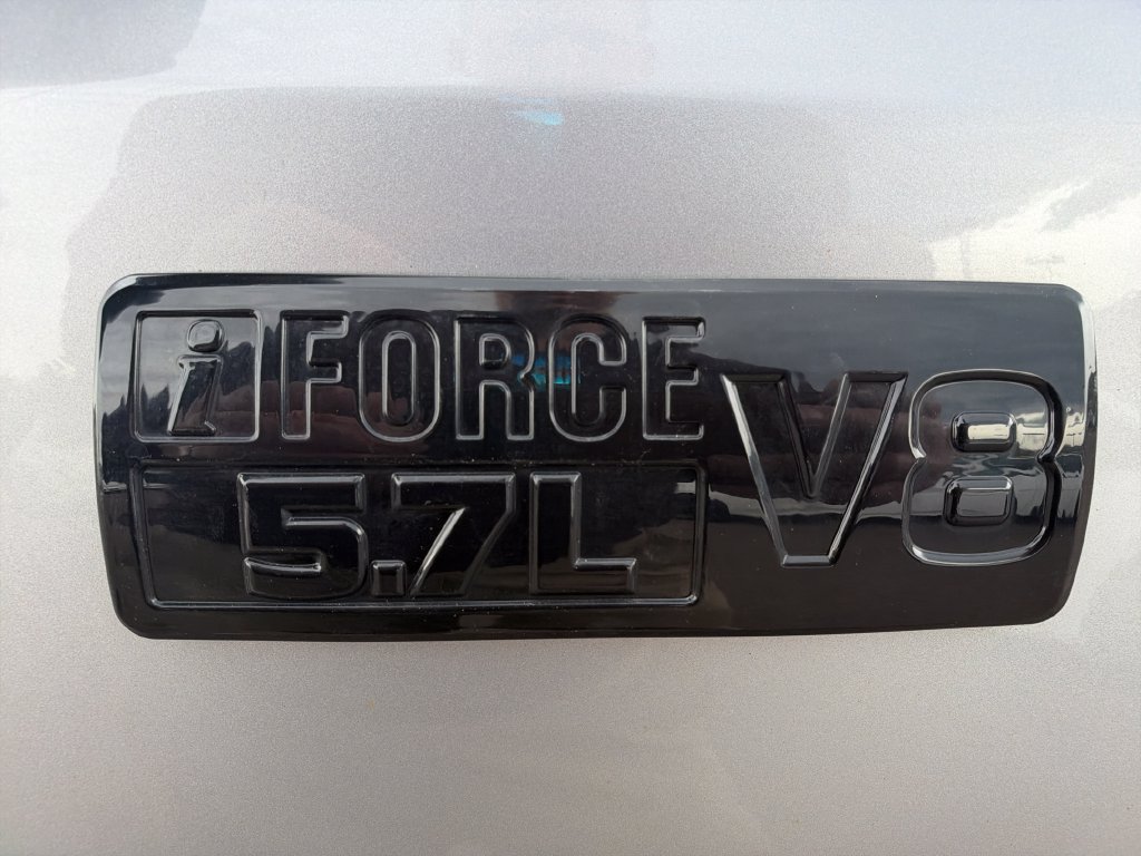 Used 2014 Toyota Tundra Limited w/ Limited Premium Package AWD/4WD image 8