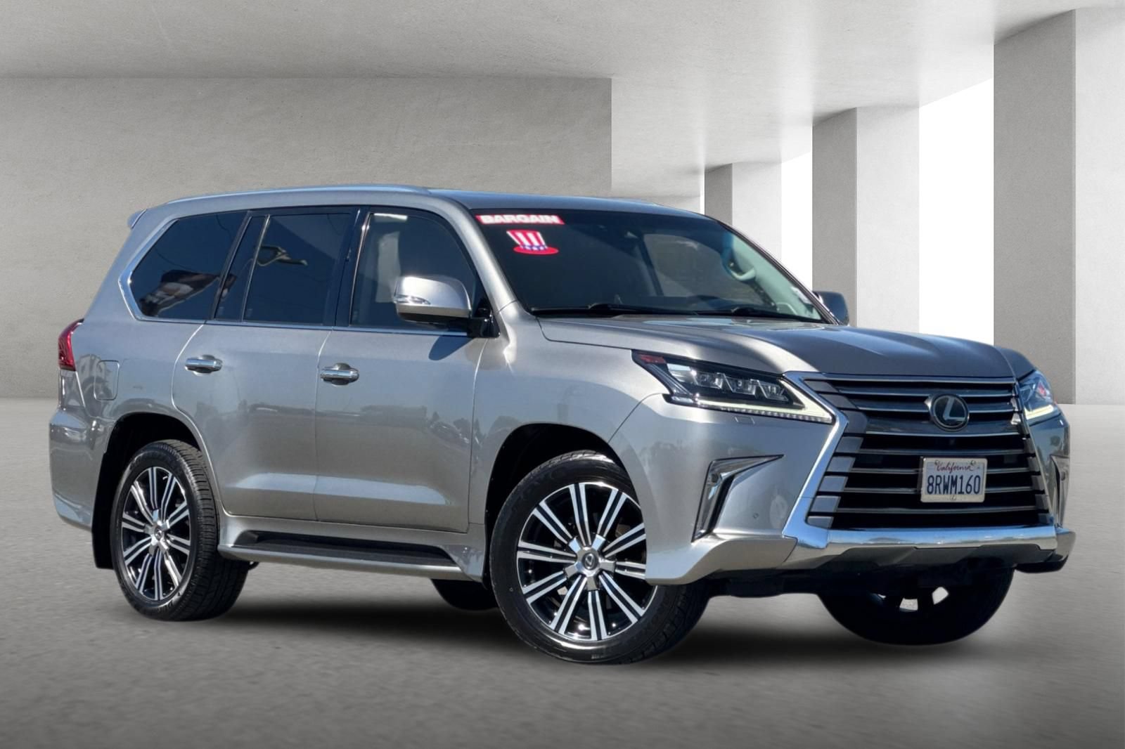 Used 2019 Lexus LX 570 4WD image 2