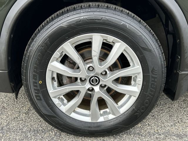 Used 2019 Nissan Rogue SV image 10