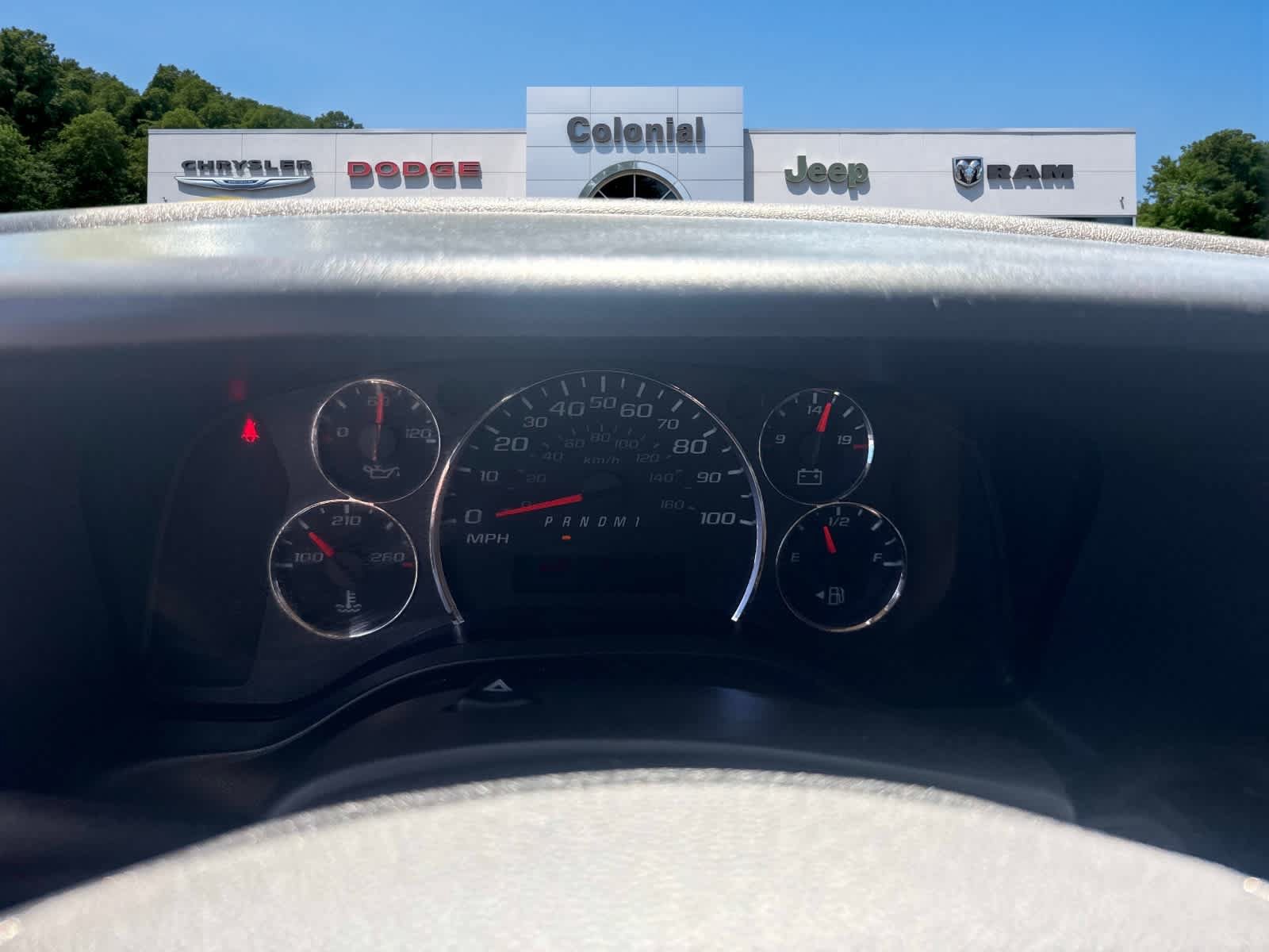 Used 2025 Chevrolet Express 2500 w/ Driver Convenience Package RWD image 33