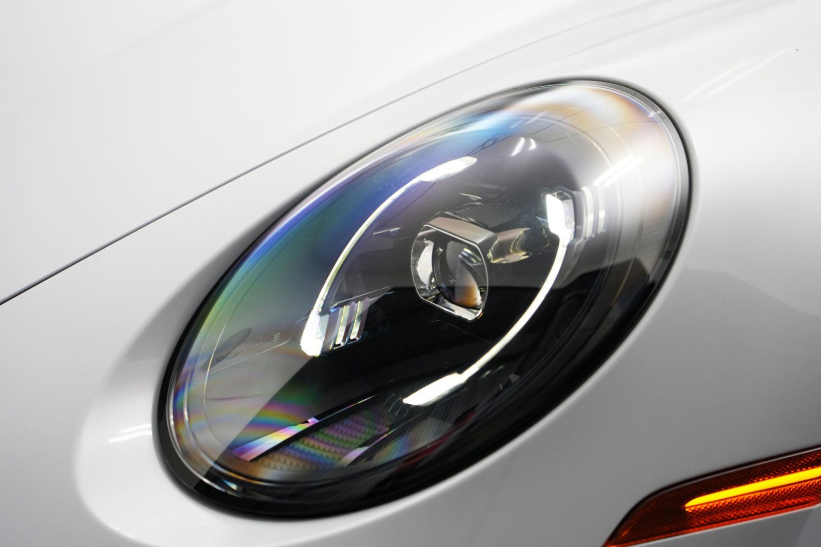 Used 2025 Porsche 911 Carrera RWD image 61