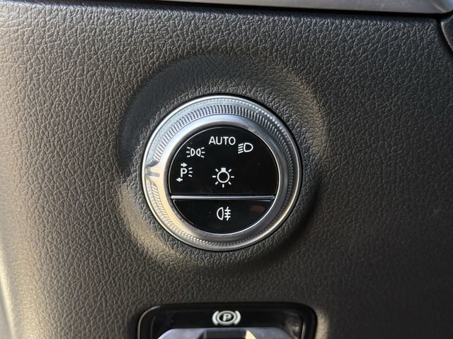 Used 2024 Mercedes-Benz C 300 Sedan image 22