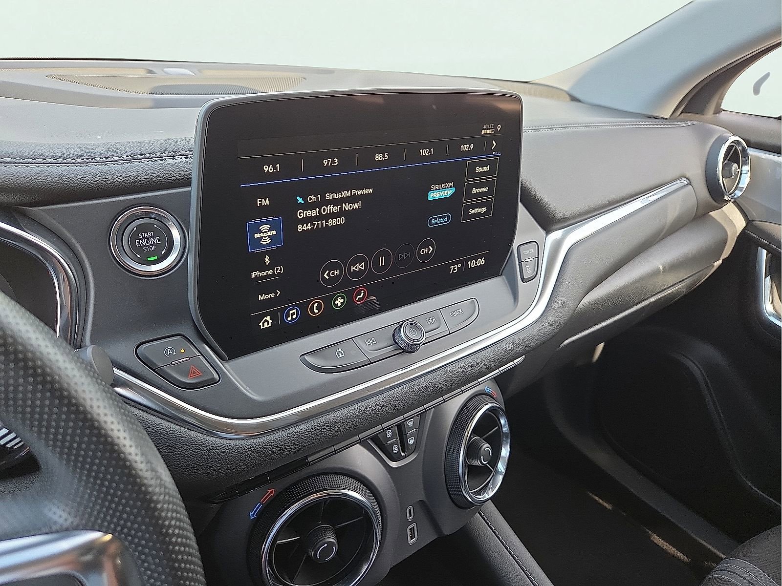 Used 2025 Chevrolet Blazer LT AWD/4WD image 16