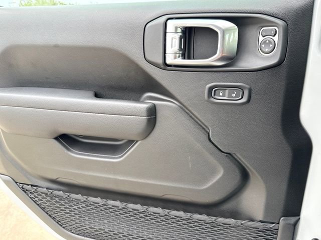 Used 2025 Jeep Wrangler Sport S image 22