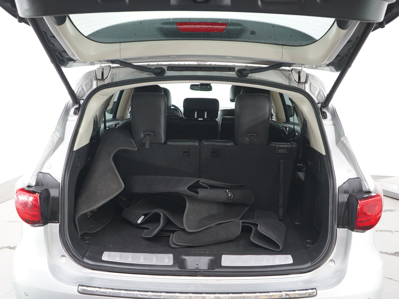 Used 2017 INFINITI QX60 AWD w/ Premium Plus Package image 17