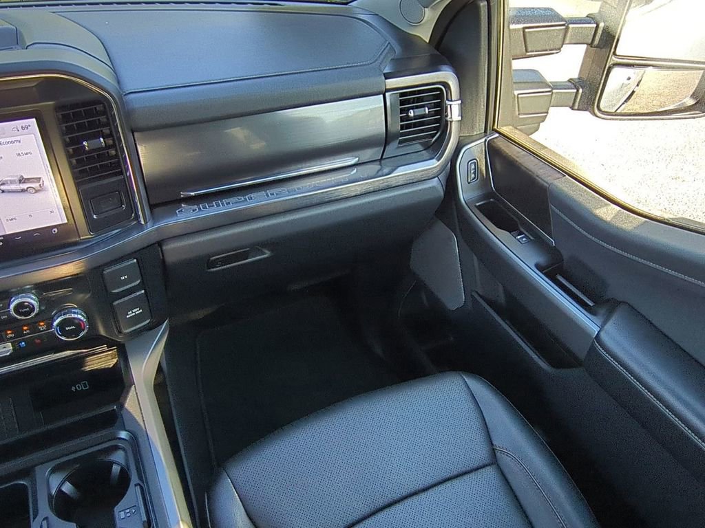 Used 2026 Ford F250 Lariat image 17