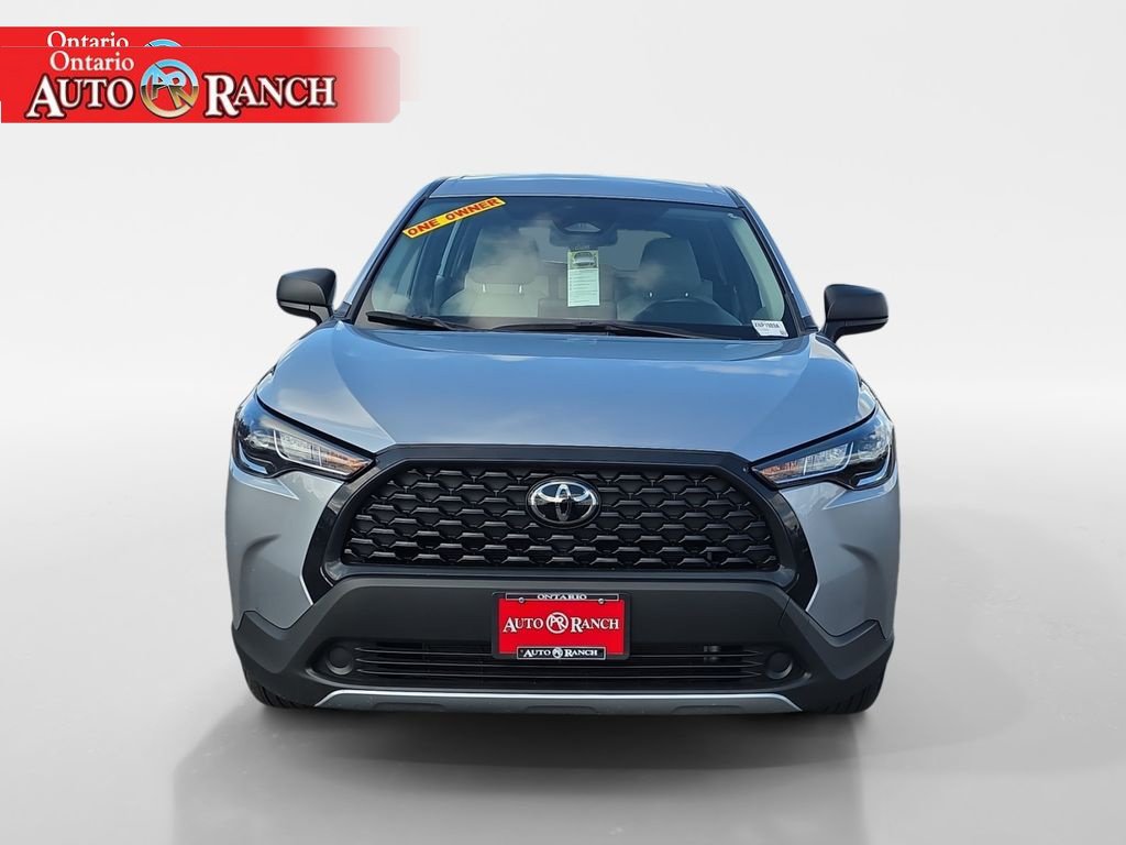 Used 2025 Toyota Corolla Cross L AWD/4WD image 8