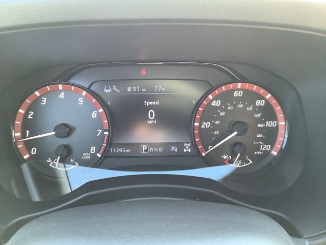Used 2025 Nissan Frontier PRO-4X AWD/4WD image 14