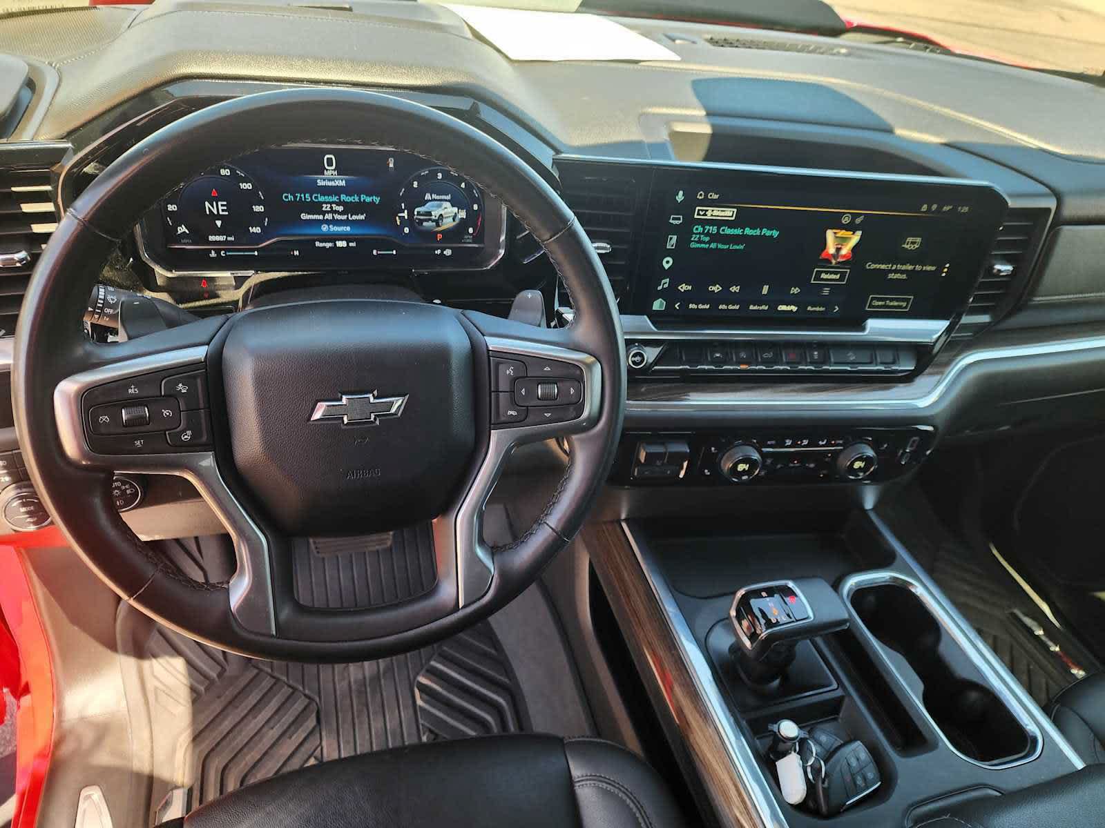Used 2024 Chevrolet Silverado 1500 LT Trail Boss AWD/4WD image 2