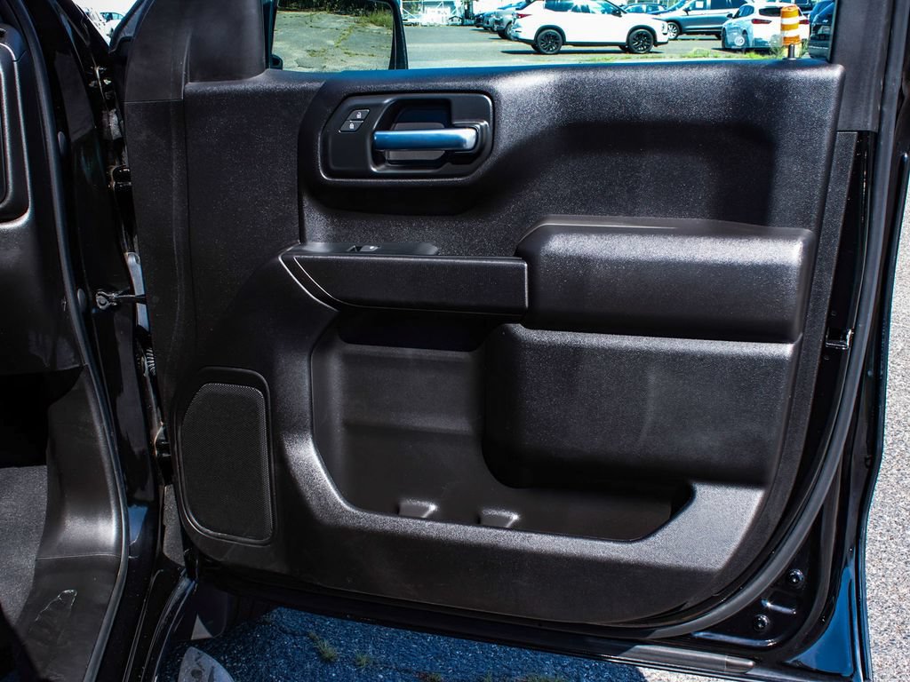 Used 2023 Chevrolet Silverado 1500 Custom w/ LPO, Dark Essentials Package AWD/4WD image 13