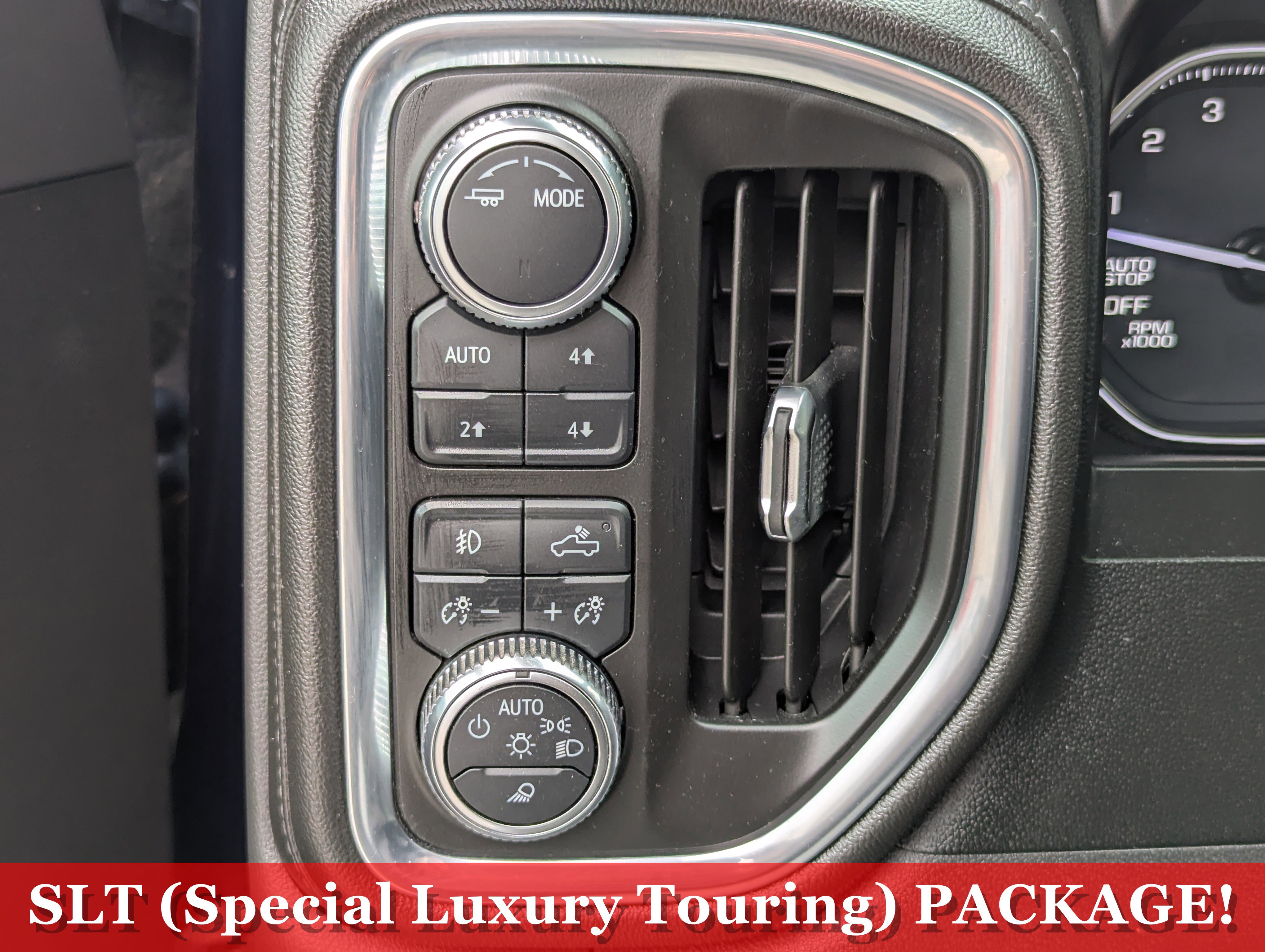 Used 2021 GMC Sierra 1500 SLT w/ X31 Off-Road Package image 30