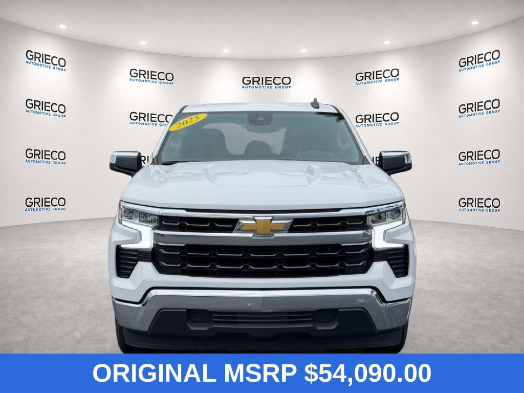 Used 2025 Chevrolet Silverado 1500 LT RWD image 2