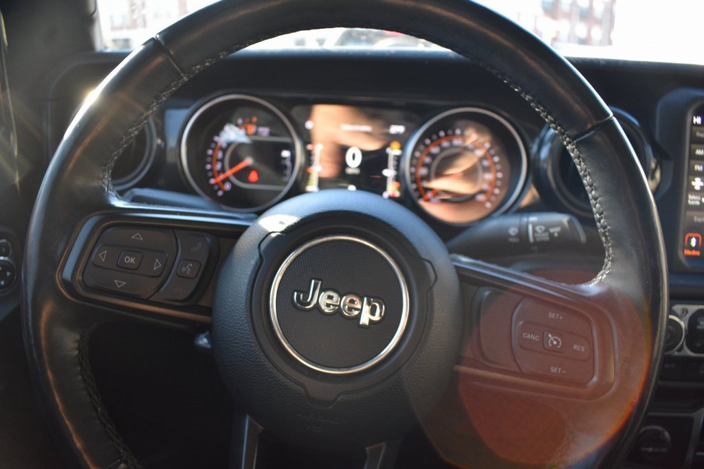Used 2022 Jeep Gladiator Sport image 13