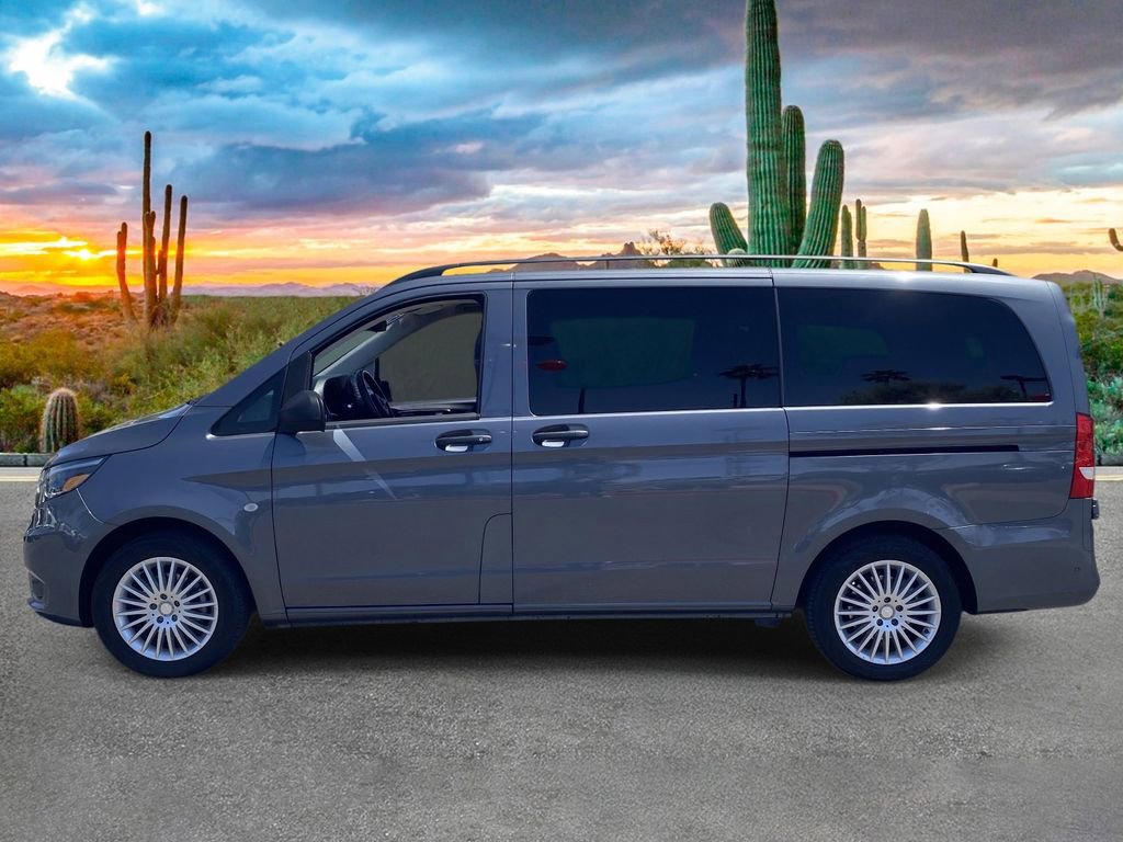 Used 2018 Mercedes-Benz Metris Passenger image 6