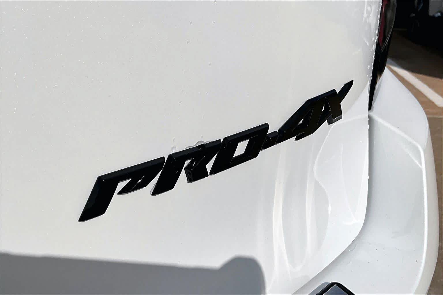 New 2026 Nissan Armada PRO-4X w/ Captain's Chari Seat Package AWD/4WD image 15
