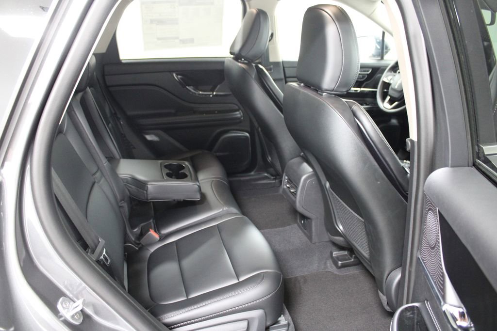 New 2026 Lincoln Corsair Premiere image 31