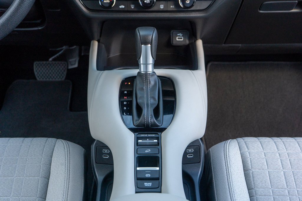 Certified 2025 Honda HR-V LX image 22