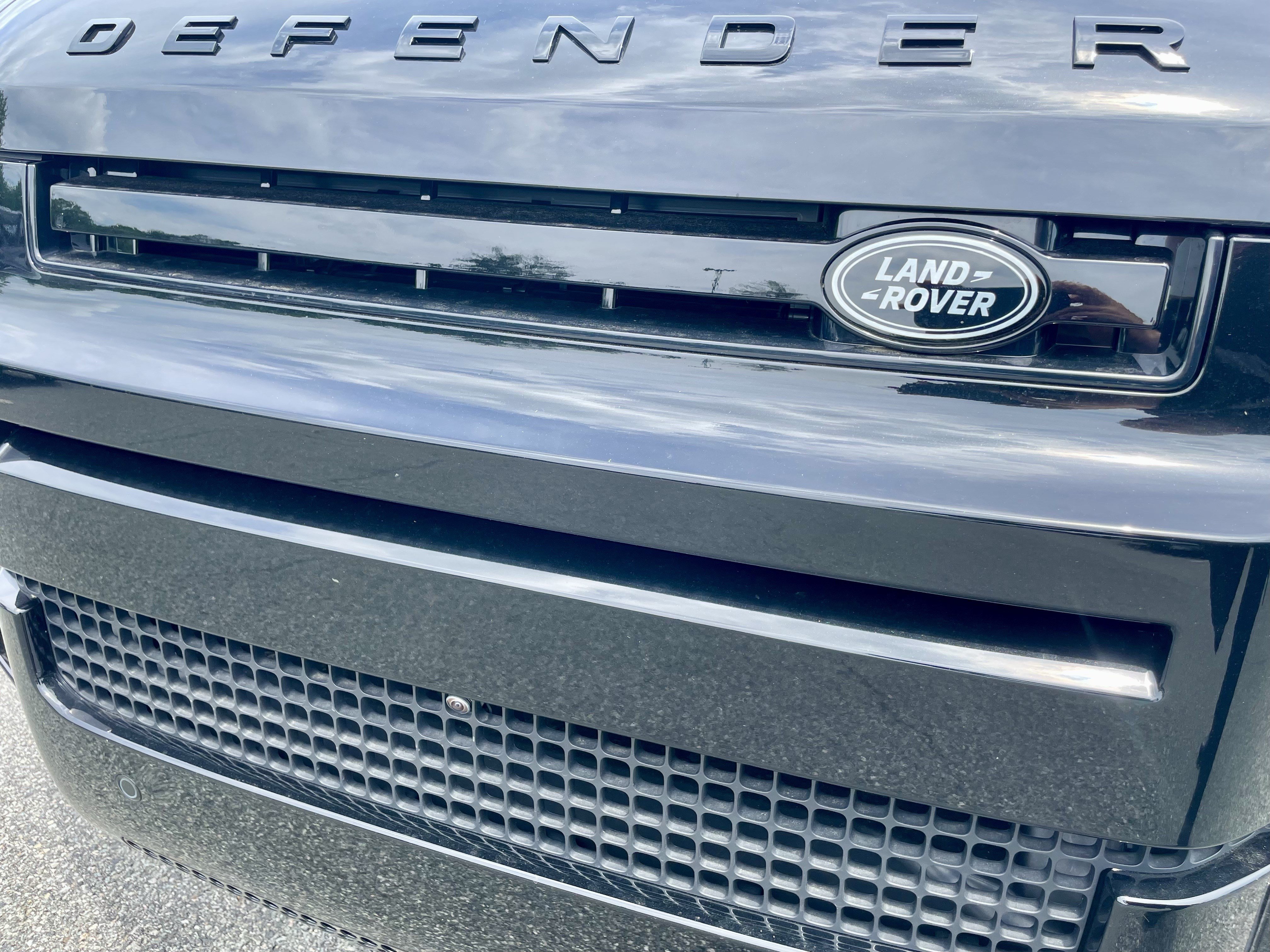 Certified 2026 Land Rover Defender 130 X-Dynamic SE AWD/4WD image 33