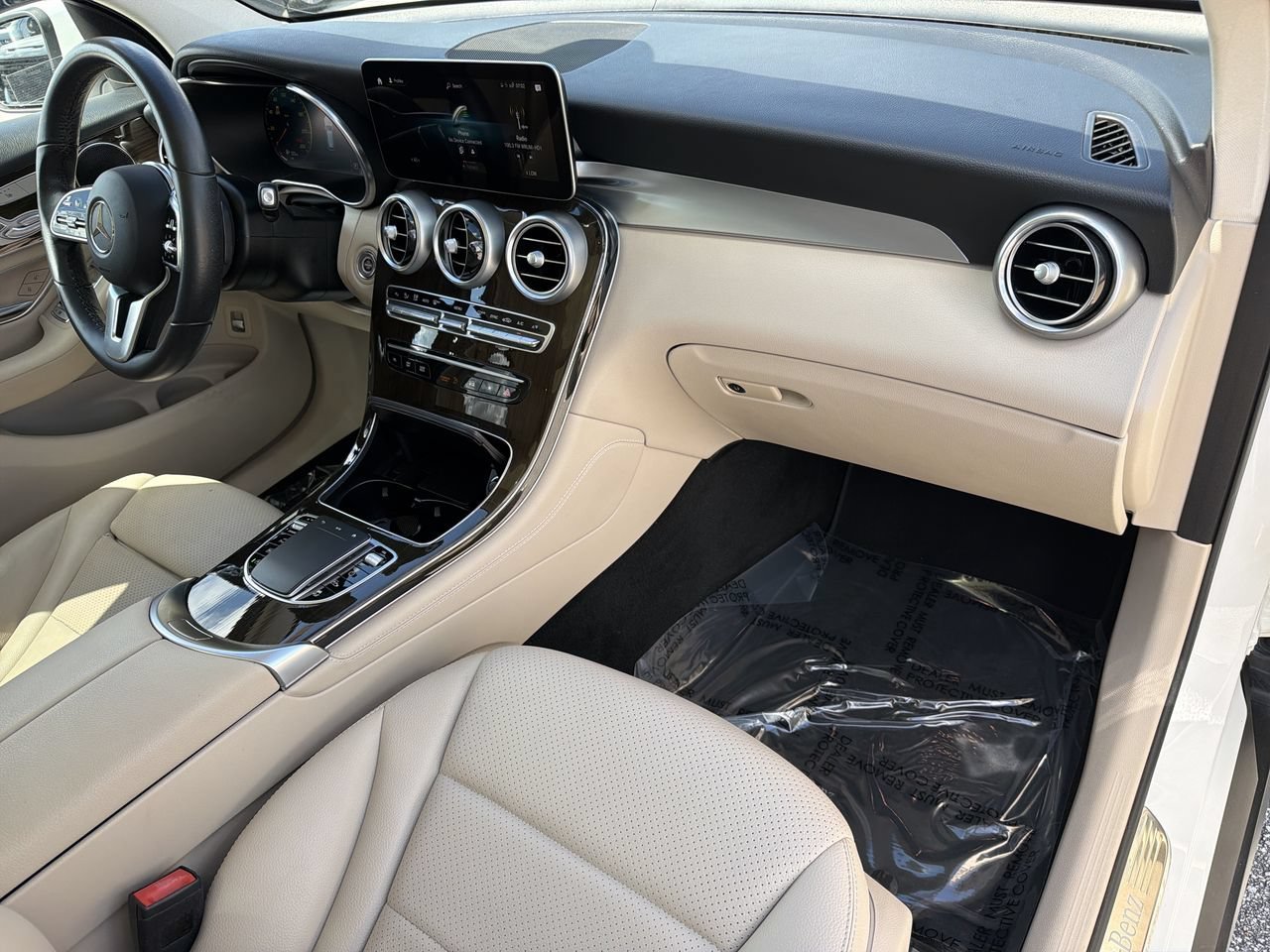 Used 2021 Mercedes-Benz GLC 300 image 12