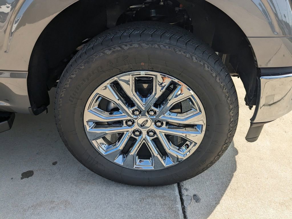 New 2025 Ford F150 Lariat w/ Equipment Group 501A Mid image 12