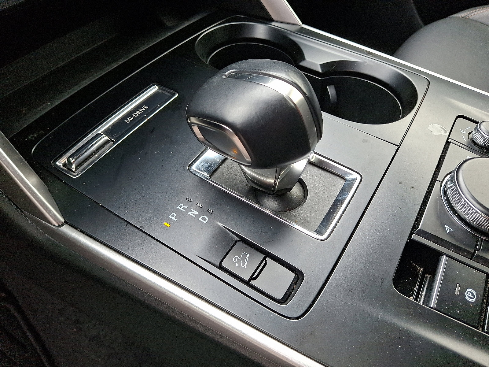 Used 2025 MAZDA CX-90 3.3 Turbo w/ Select Package image 14