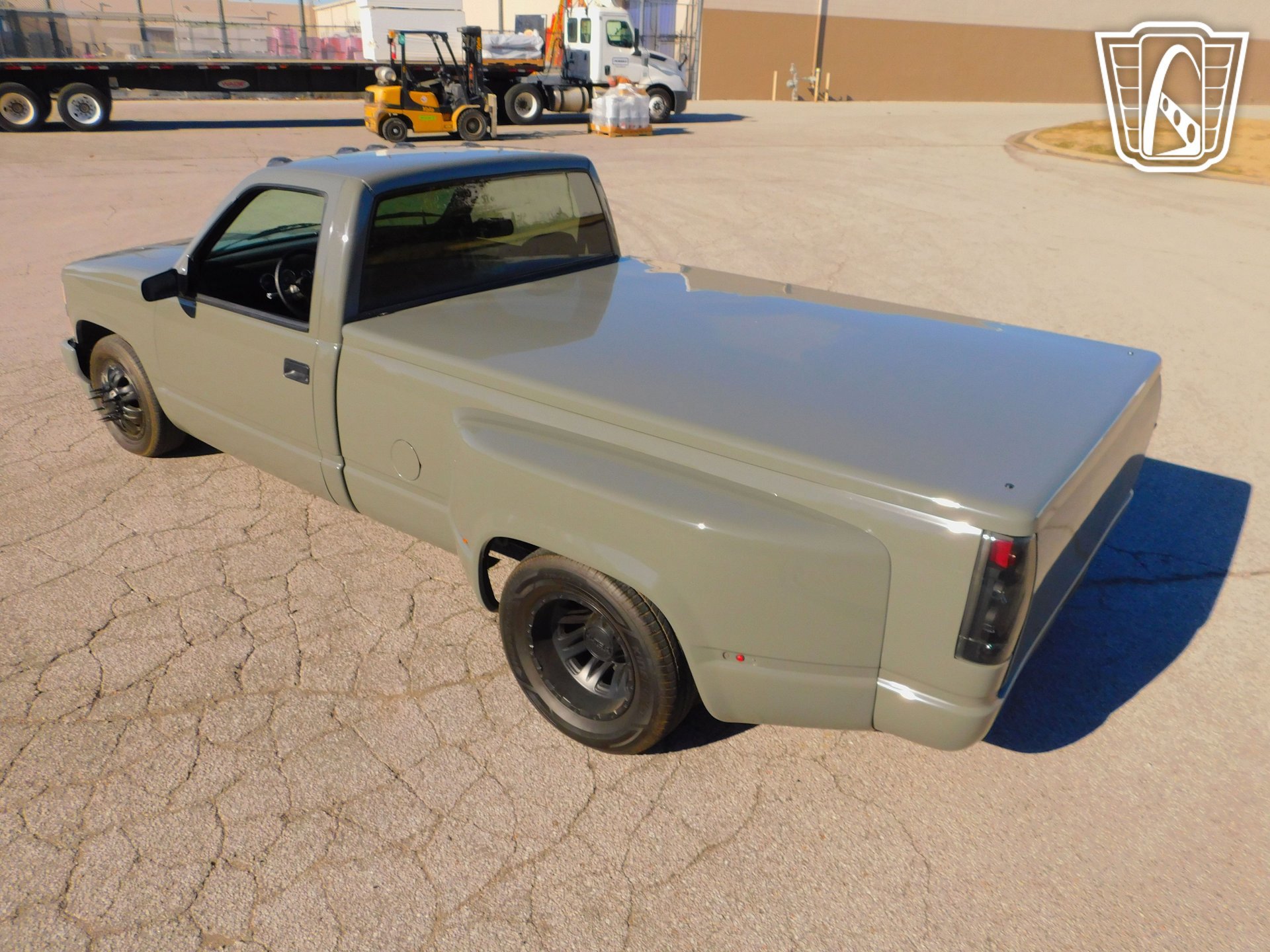 Used 1989 Chevrolet Silverado 3500 2WD Regular Cab image 17