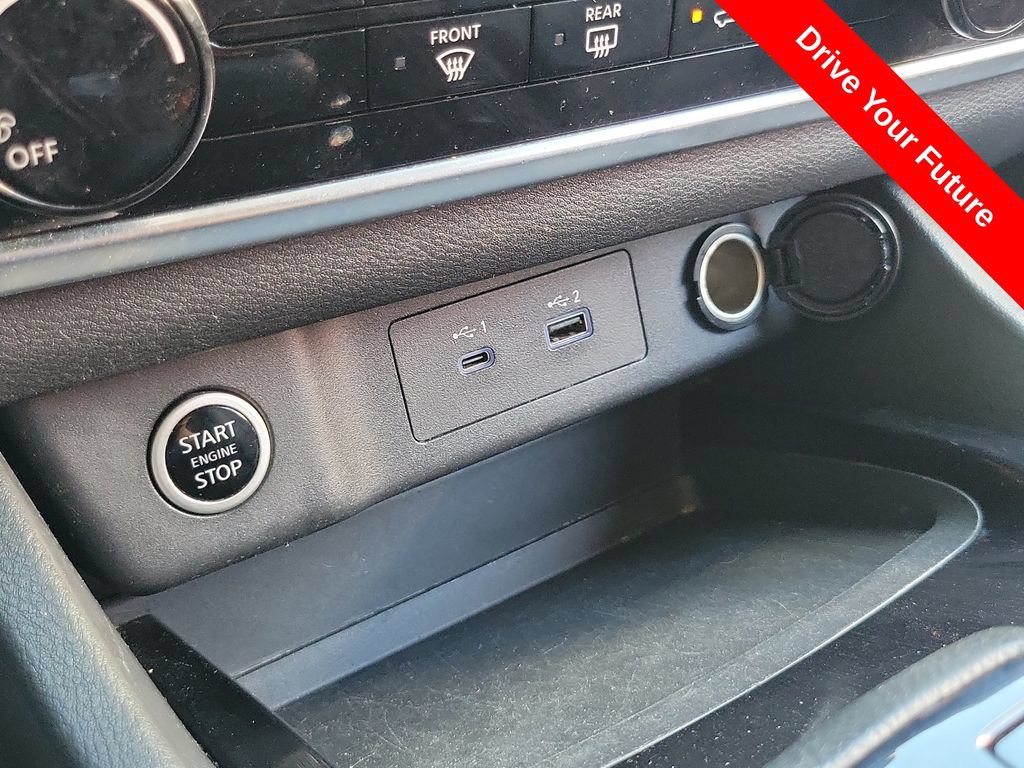 Used 2021 Nissan Rogue S FWD image 11