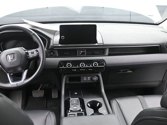 Used 2025 Honda Pilot EX-L image 26