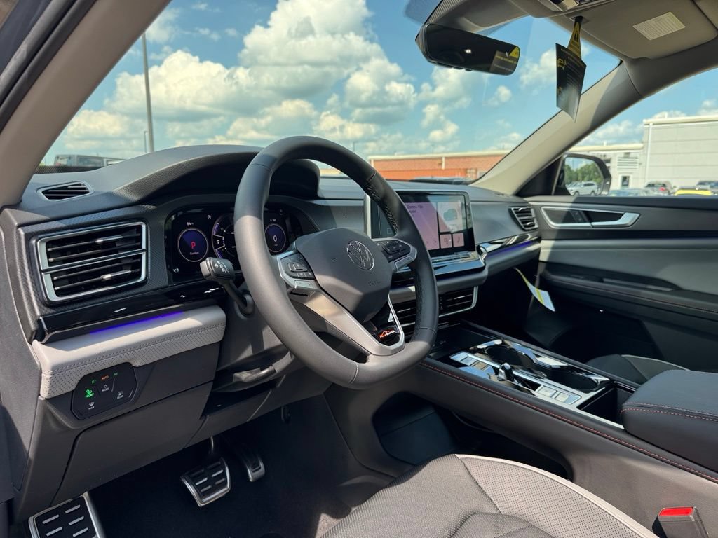 New 2026 Volkswagen Atlas Peak Edition AWD/4WD image 4