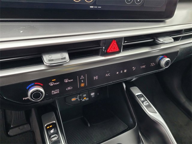 Used 2024 Kia Sorento S image 15