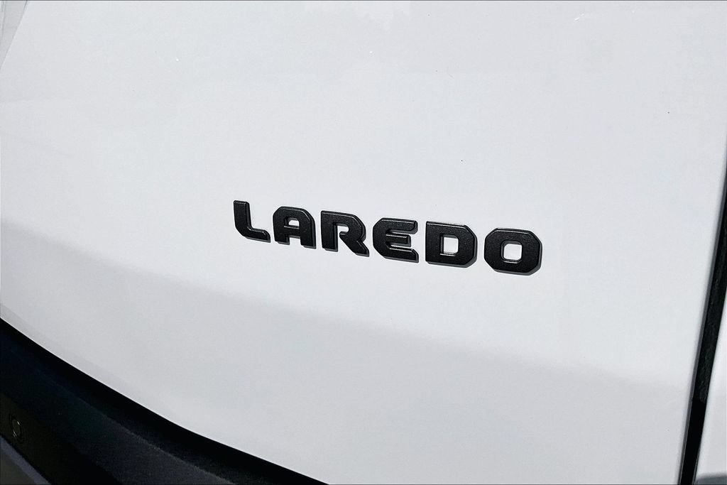 New 2026 Jeep Cherokee Laredo AWD/4WD image 24
