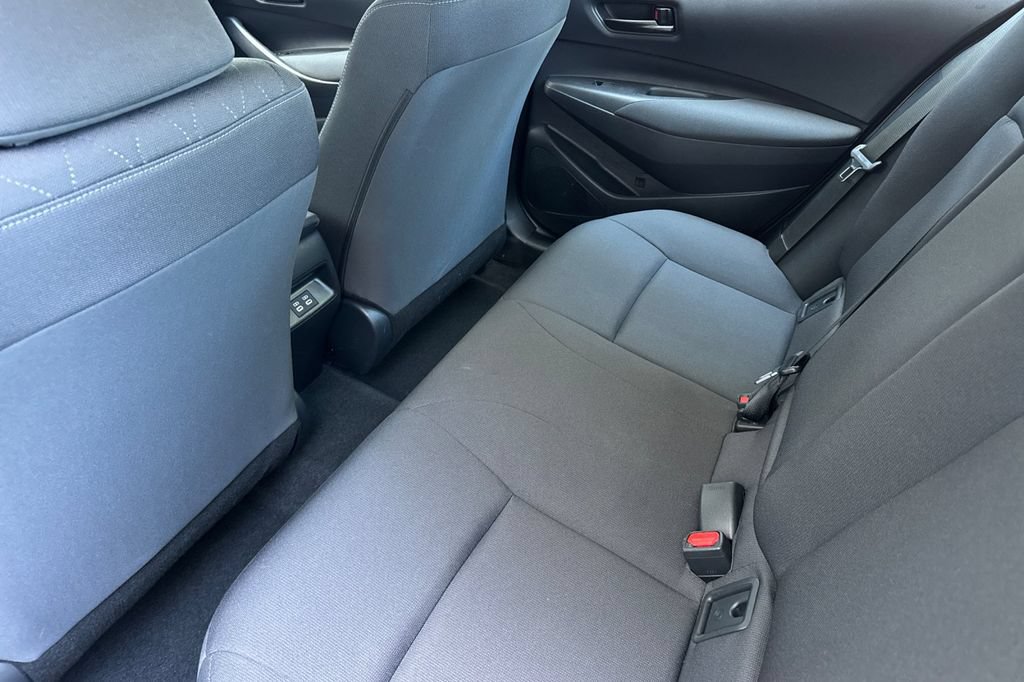 Certified 2025 Toyota Corolla LE FWD image 11