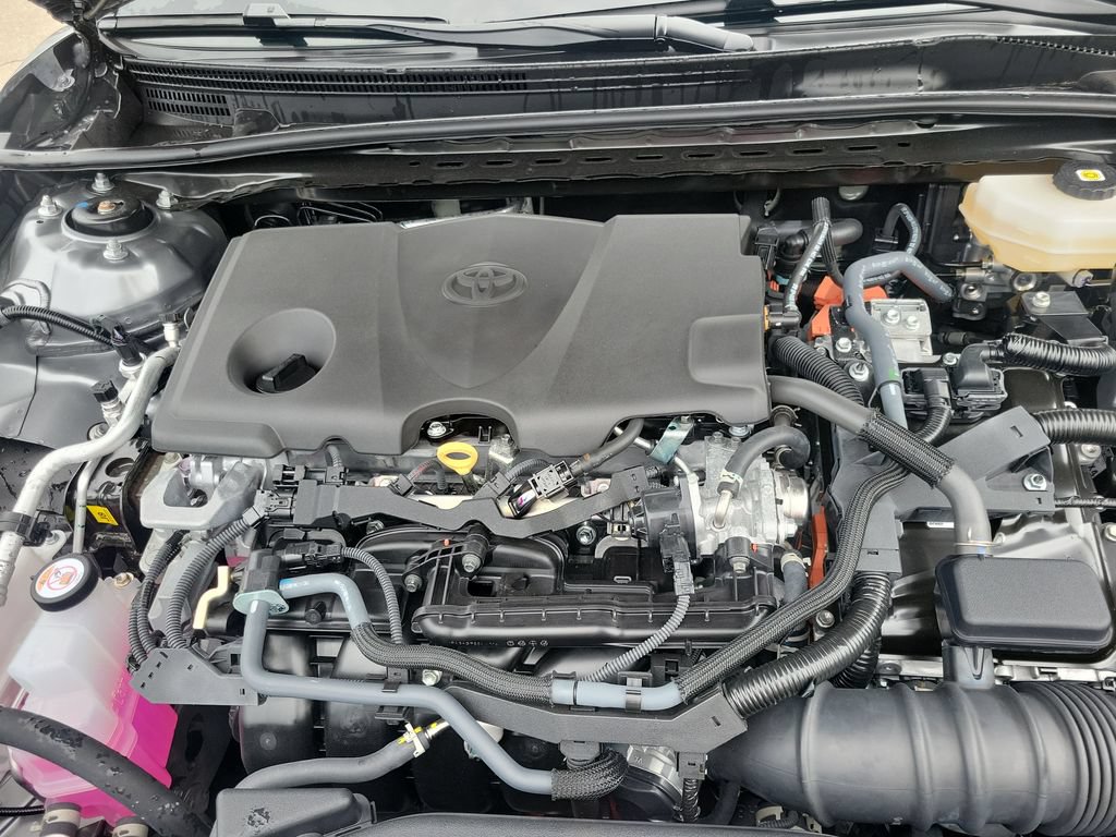 Used 2026 Toyota Camry SE w/ Multimedia Upgrade Package FWD image 21