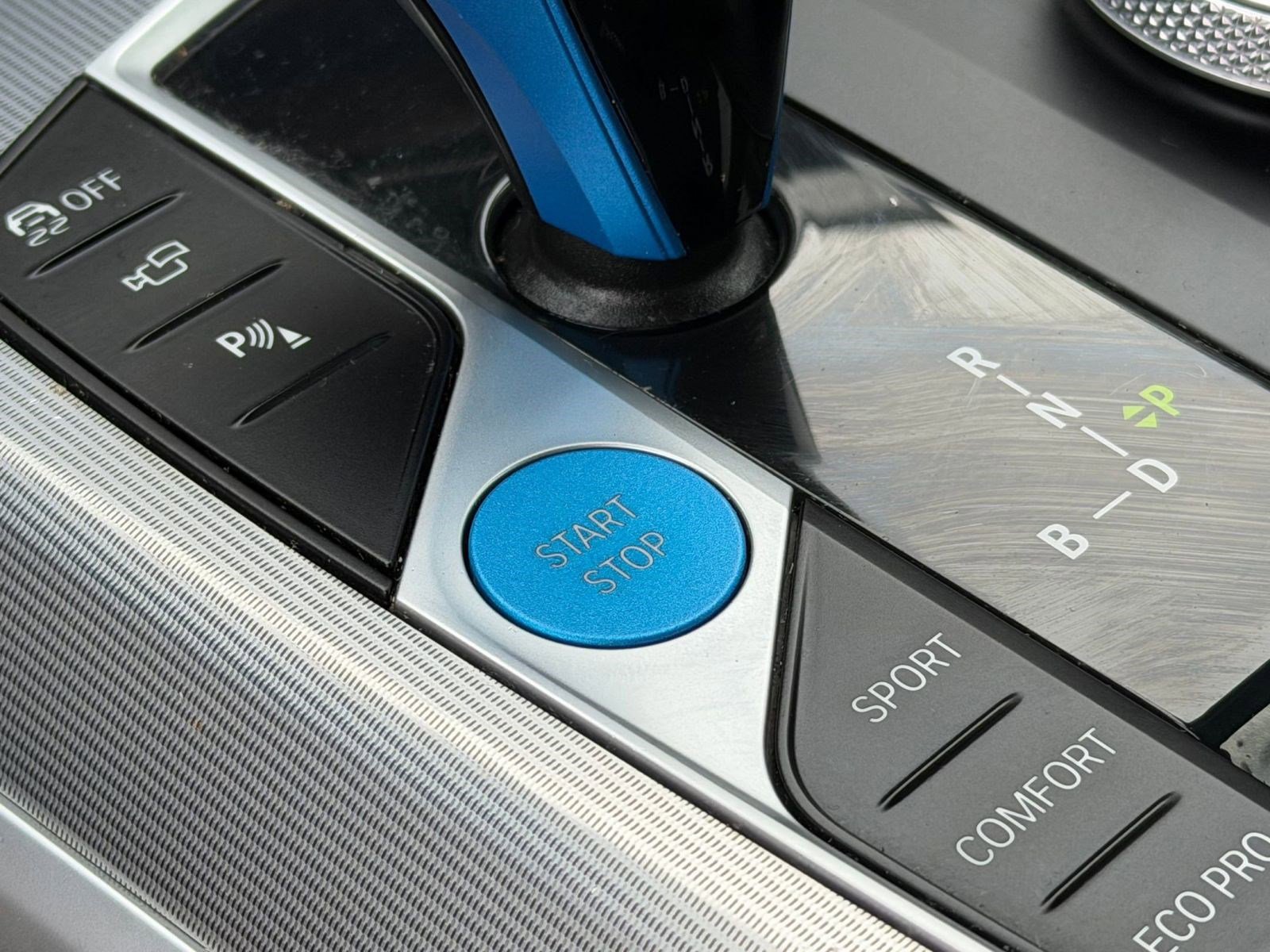 Certified 2023 BMW i4 eDrive35 image 25