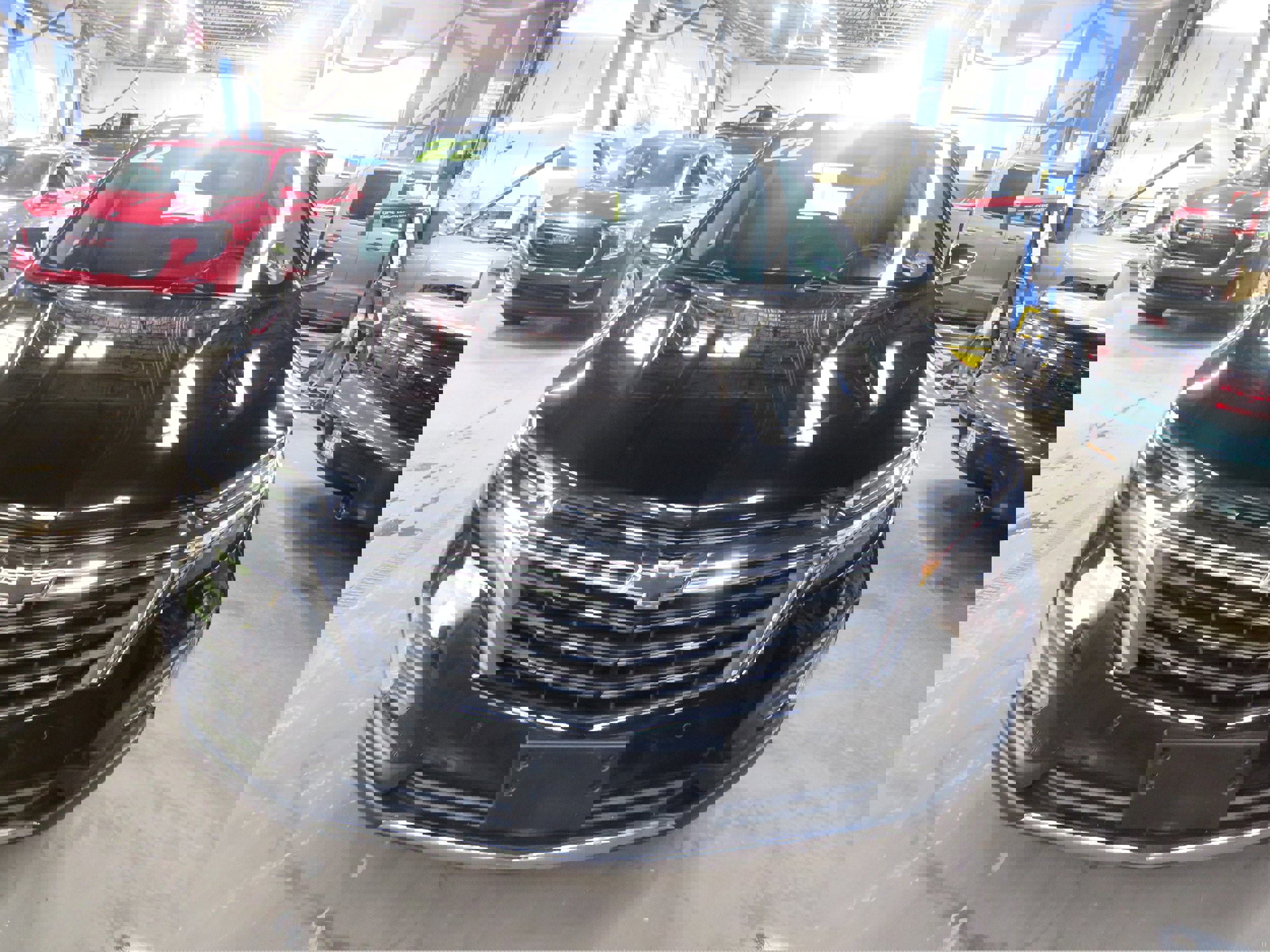 Used 2022 Chevrolet Equinox LT image 2