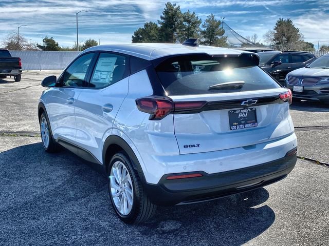 New 2027 Chevrolet Bolt LT w/ Comfort Package FWD image 12